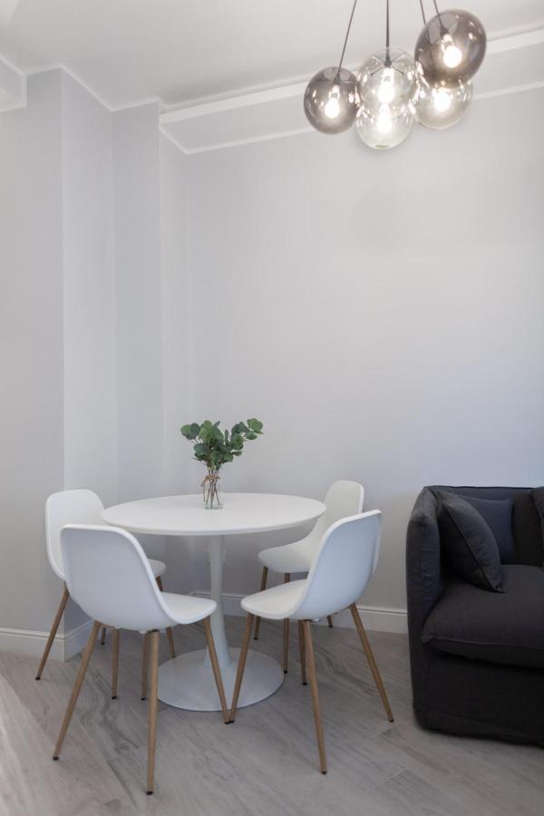 Bnbutler - Pergolesi, 6 - Accogliente E Moderno A Due Passi Da Tutto Milano Exterior foto